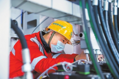 人勤春來(lái)早 奮進(jìn)正當(dāng)時(shí)